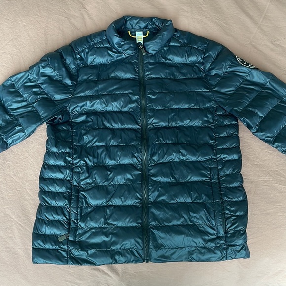 Peloton Puffer Jacket - Picture 5 of 9